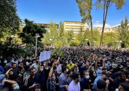 המהומות באיראן נמשכות